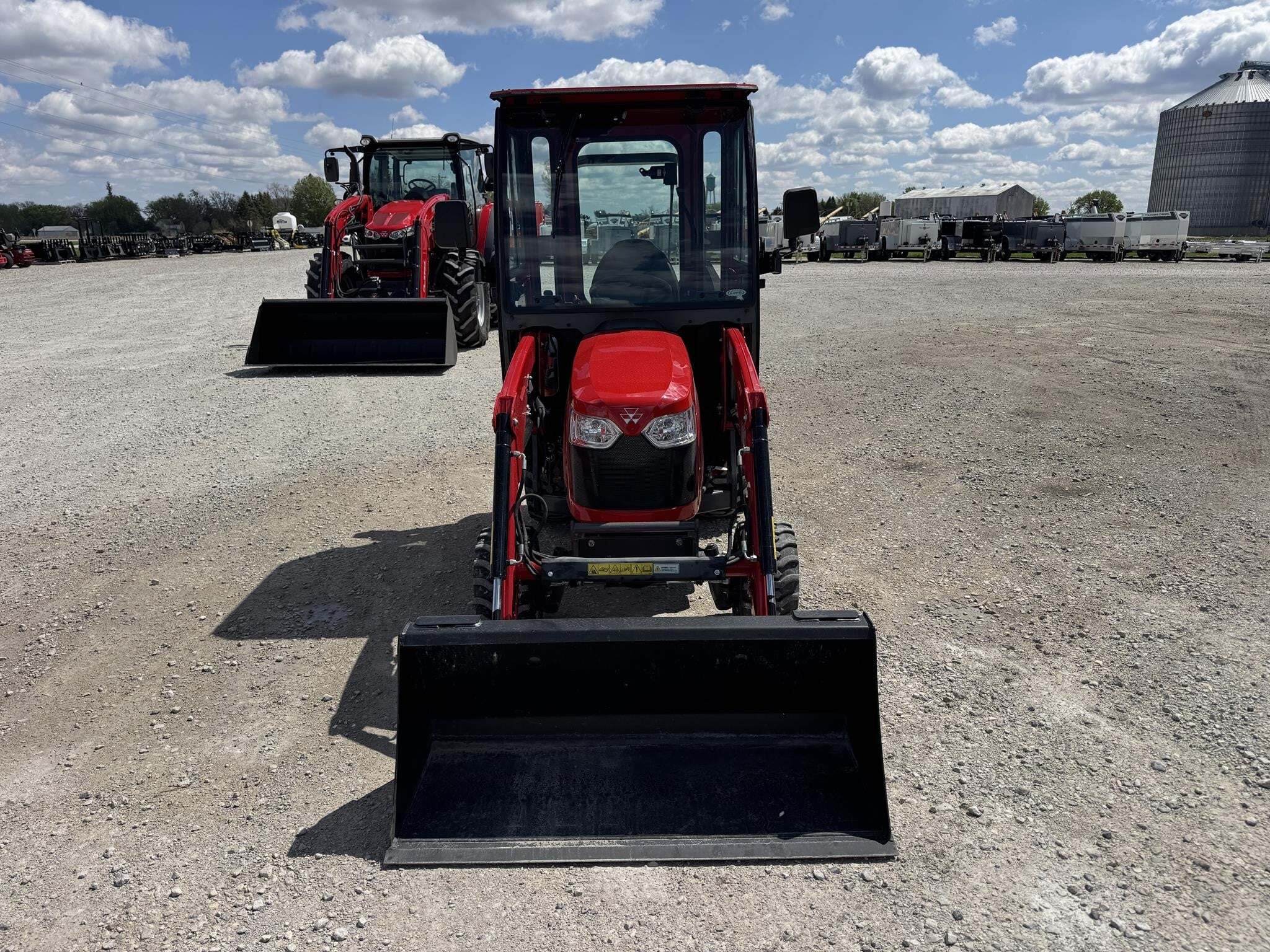 2023 Massey Ferguson GC1723E Tractor