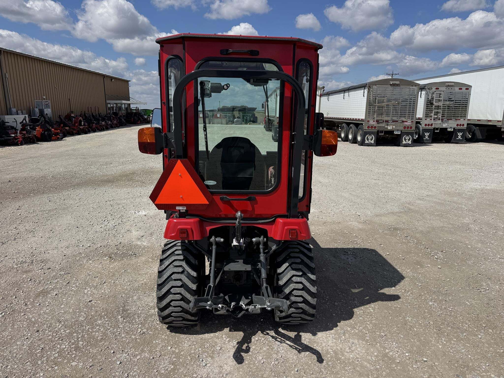 2023 Massey Ferguson GC1723E Tractor
