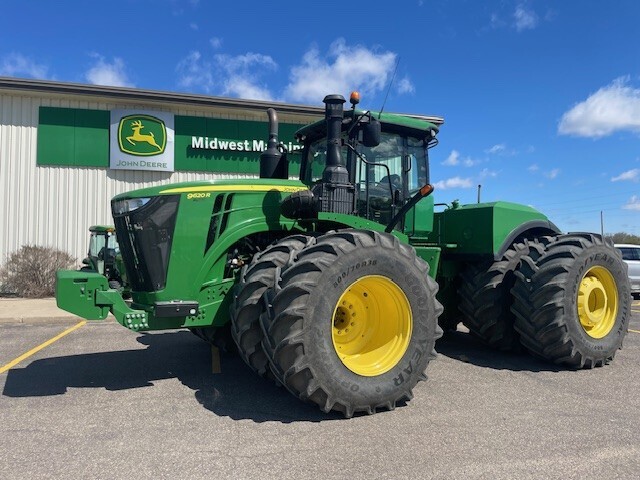 2015 John Deere 9620R Tractor