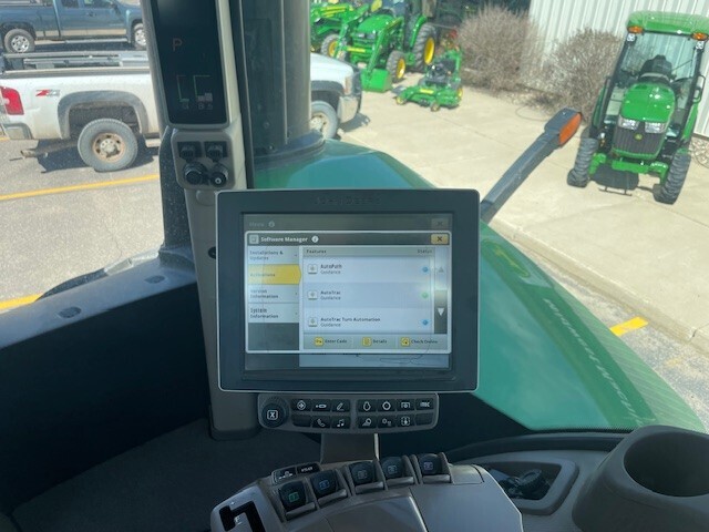 2015 John Deere 9620R Tractor