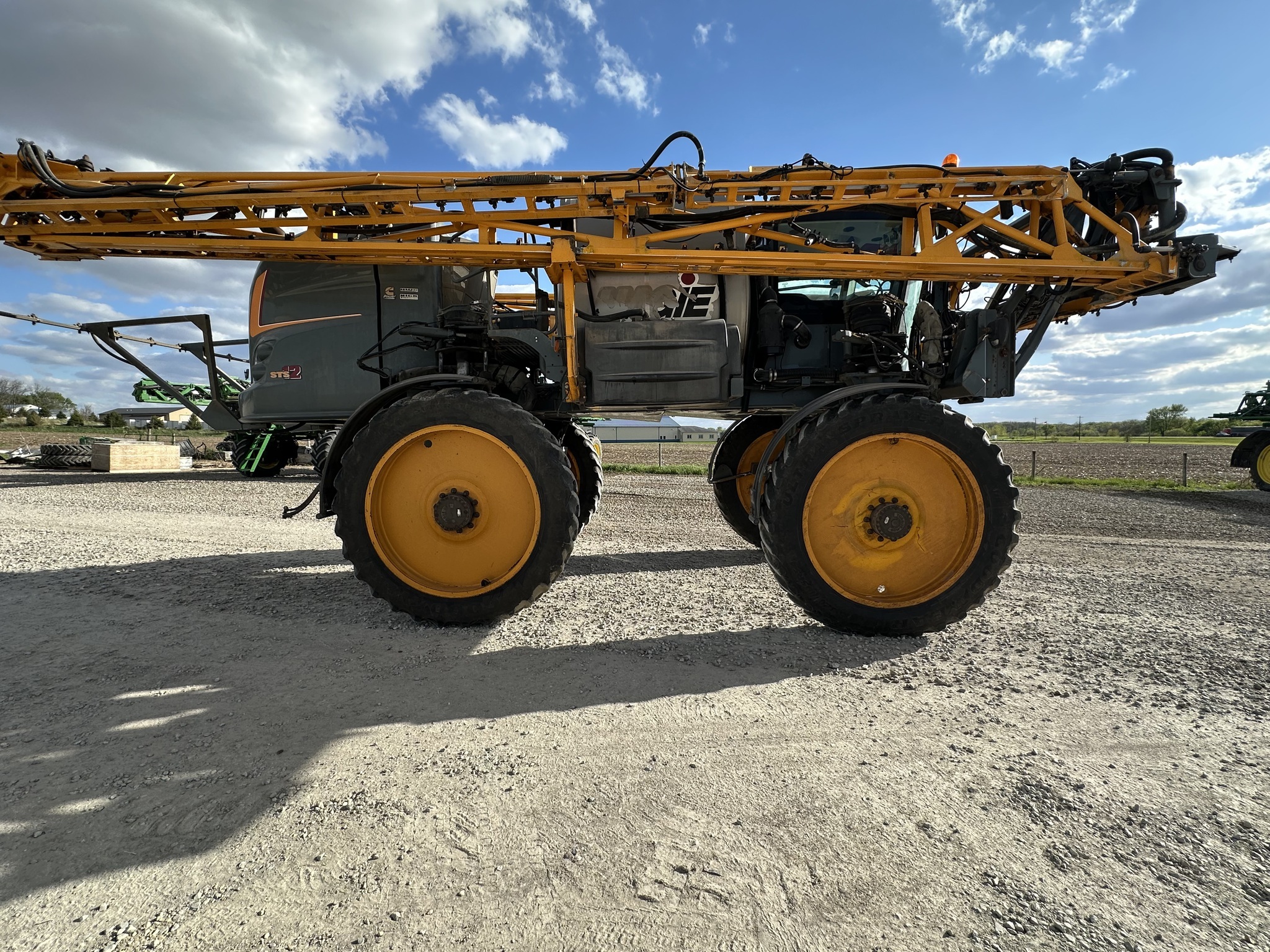2014 Hagie STS12 Self-Propelled Sprayer