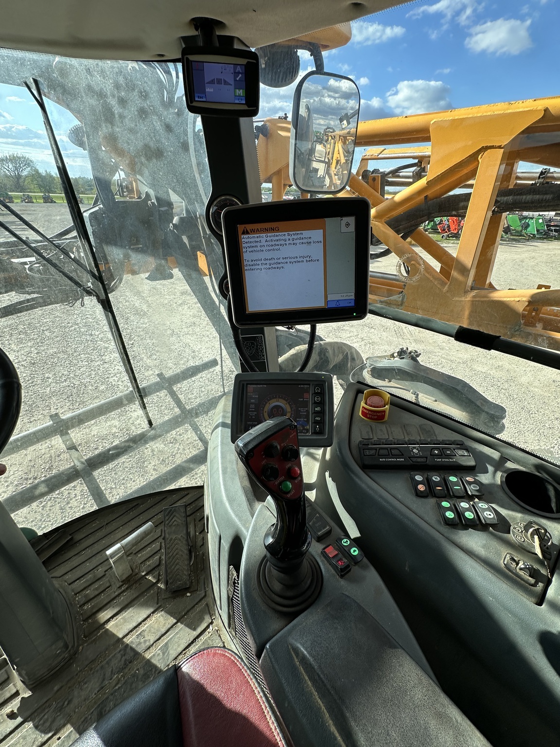 2014 Hagie STS12 Self-Propelled Sprayer
