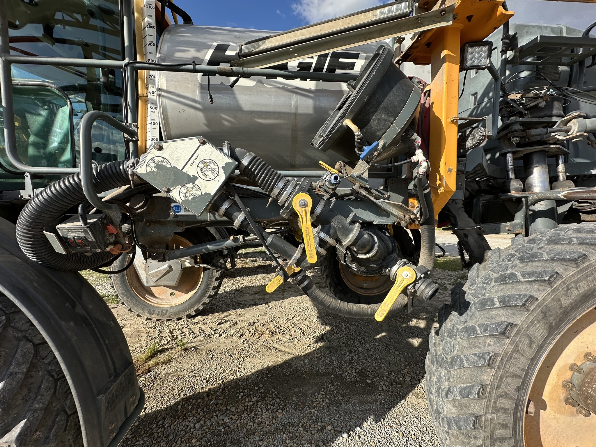 2015 Hagie STS12 Self-Propelled Sprayer