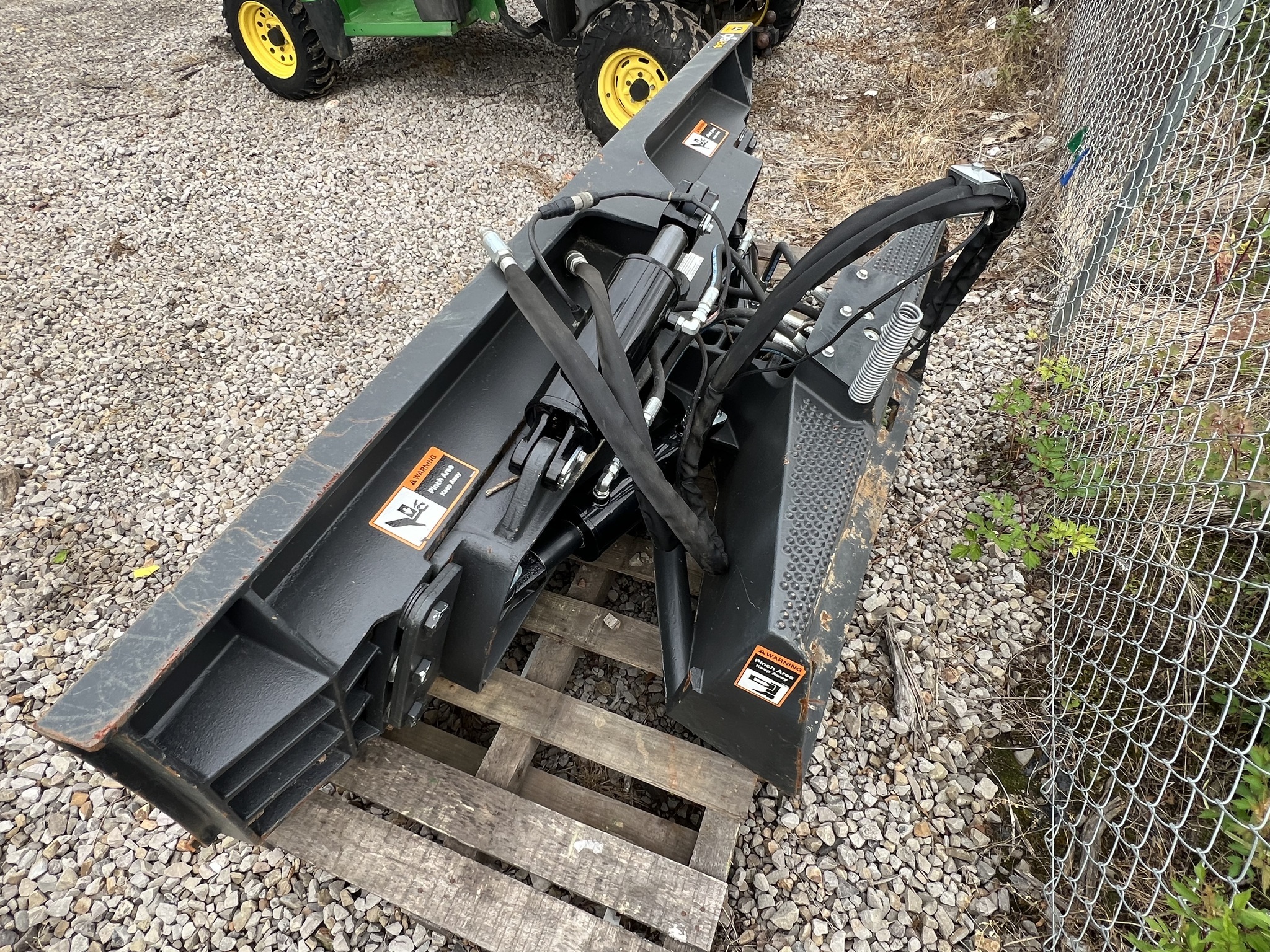 2024 John Deere DB84 Blade