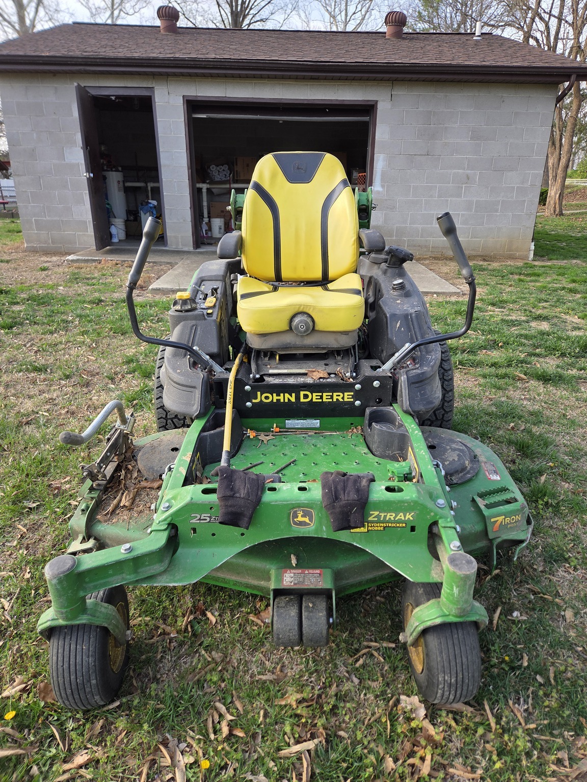 2022 John Deere Z970R Lawn Mower