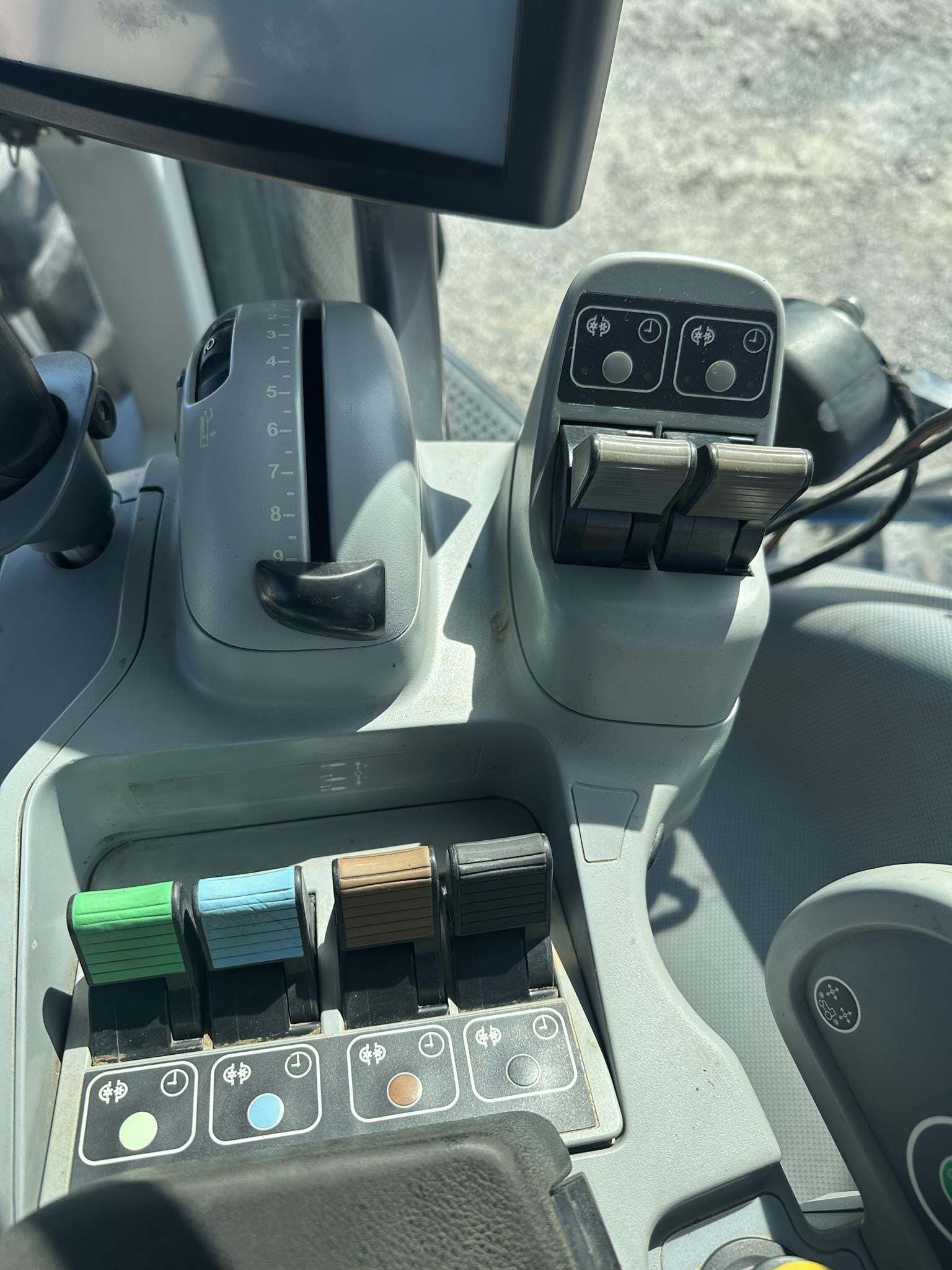 2019 New Holland T8.410 Tractor