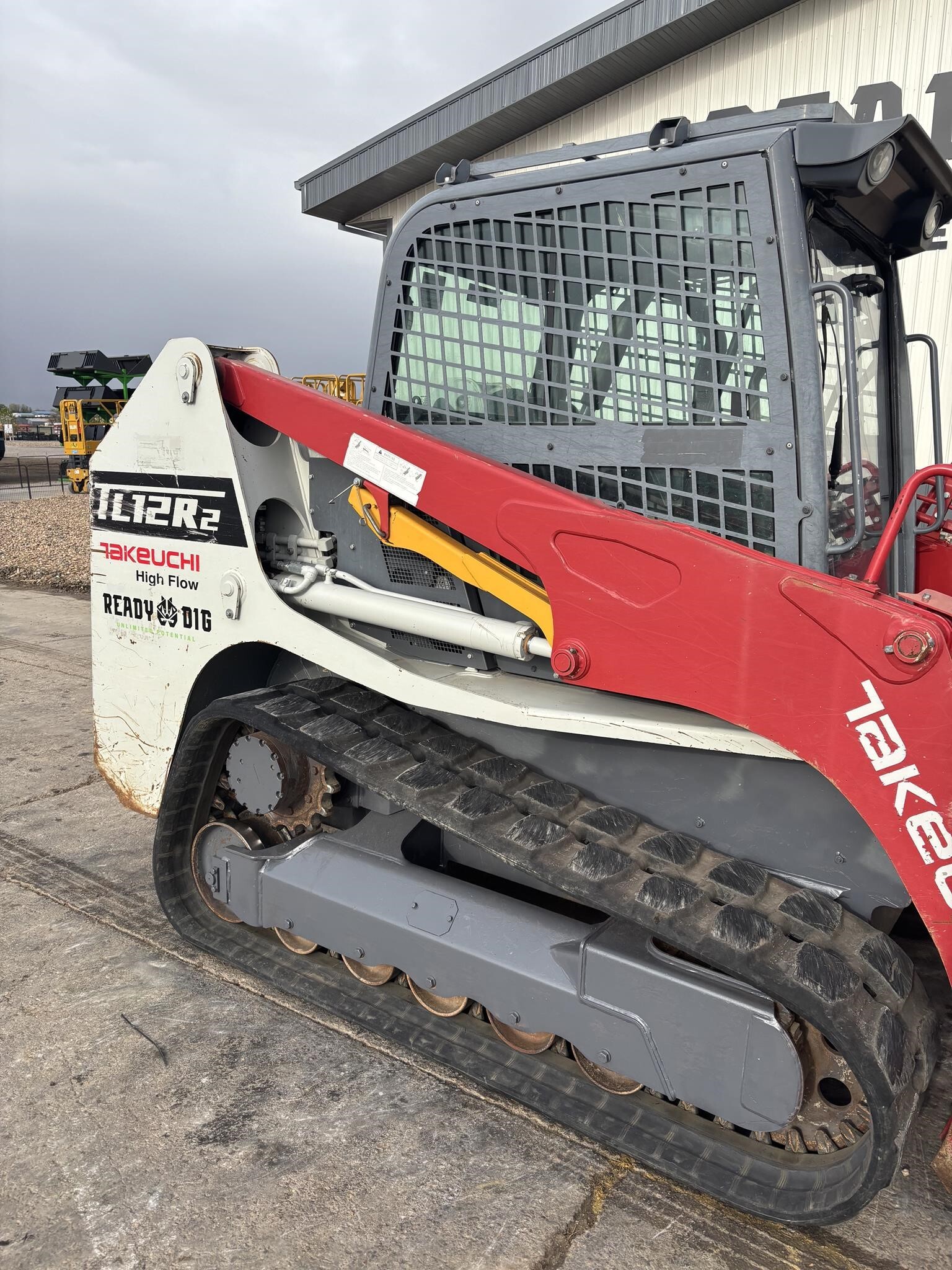 2022 Takeuchi TL12R2 Skid Steer