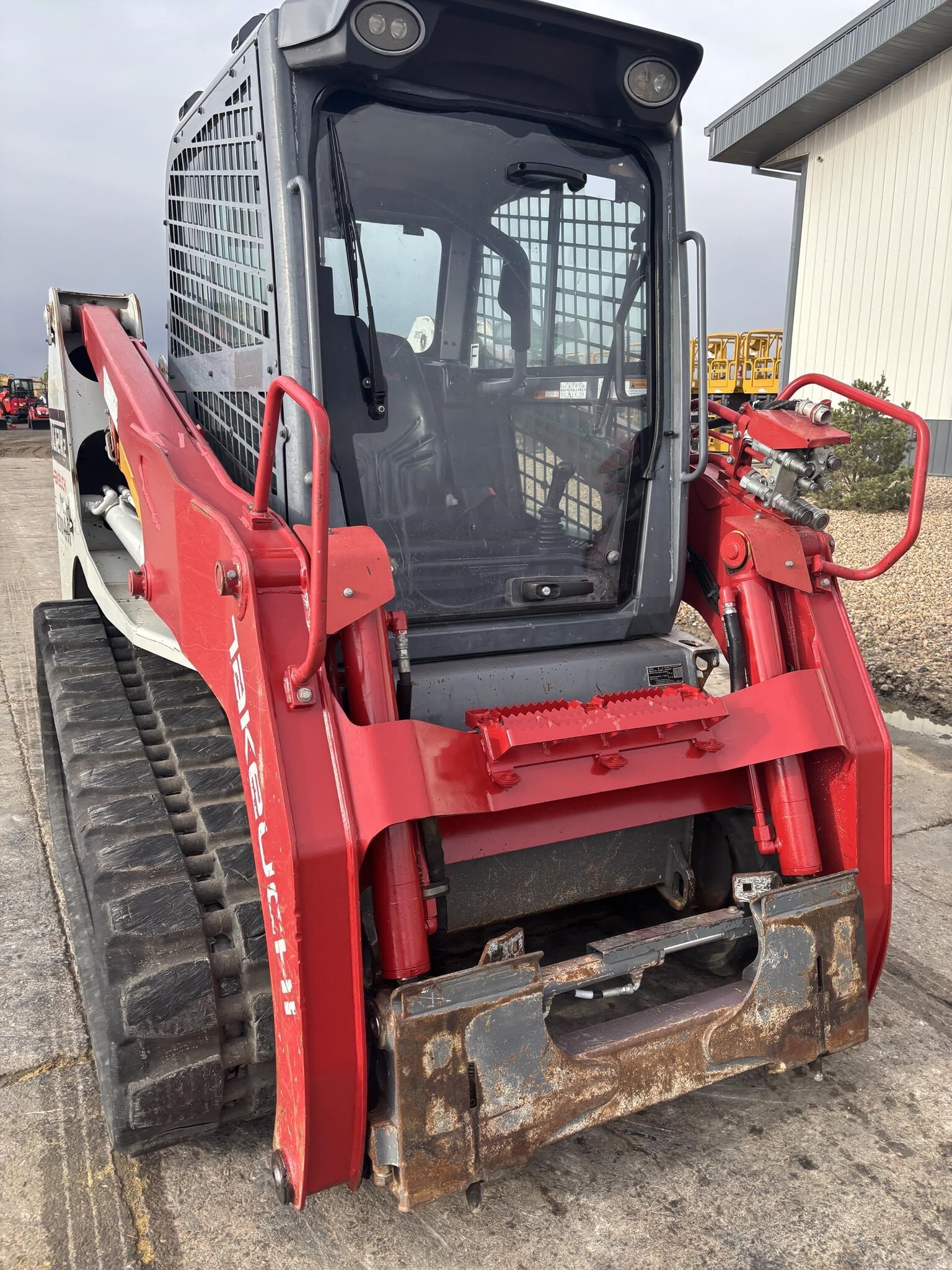 2022 Takeuchi TL12R2 Skid Steer