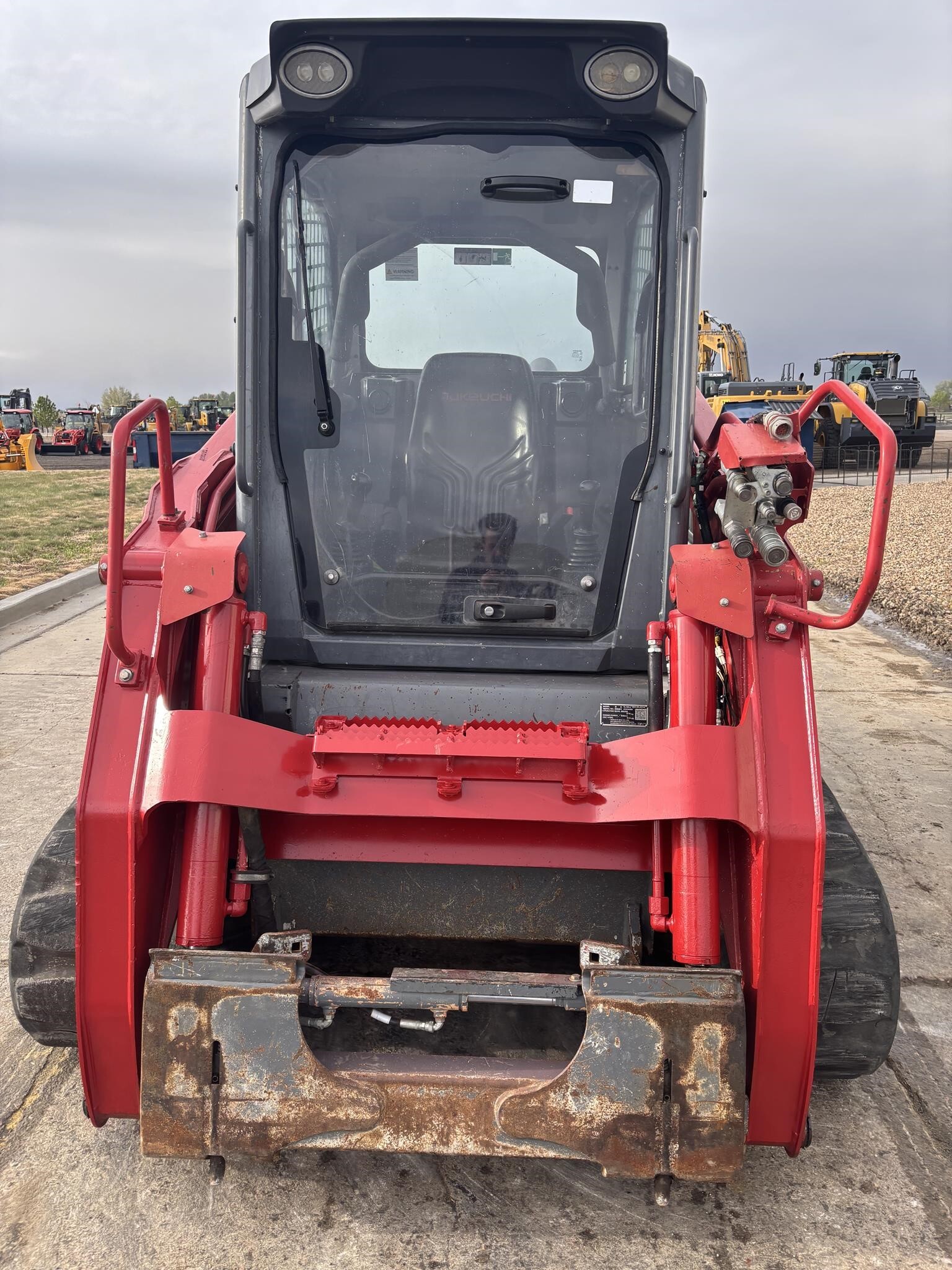2022 Takeuchi TL12R2 Skid Steer