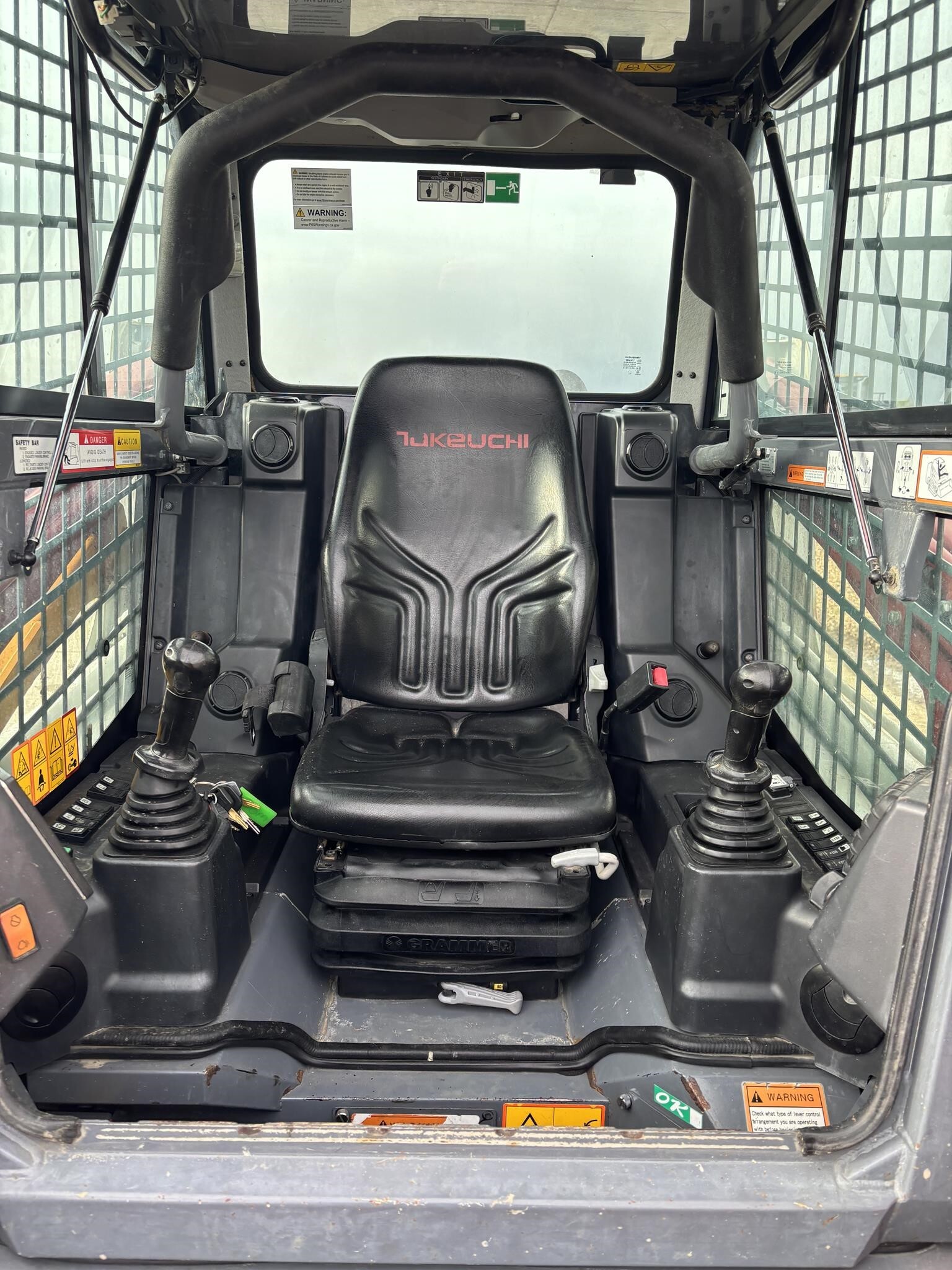 2022 Takeuchi TL12R2 Skid Steer
