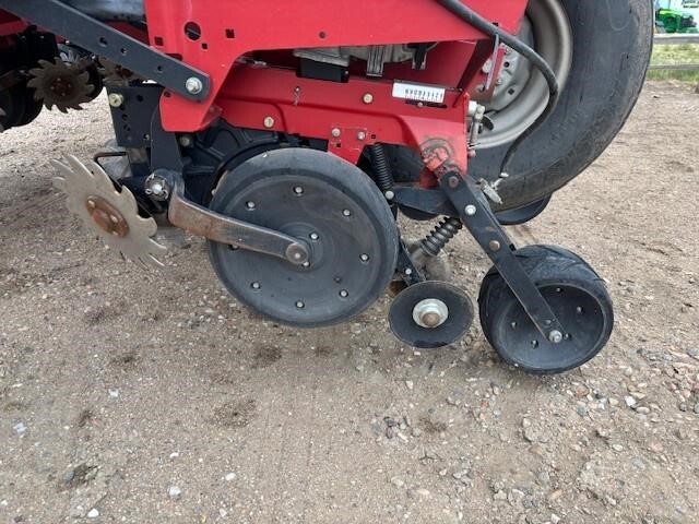 2014 Case IH 1255 Planter