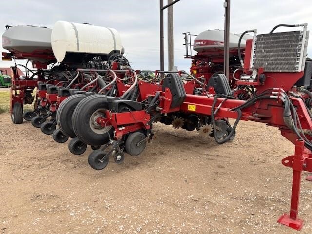 2014 Case IH 1255 Planter