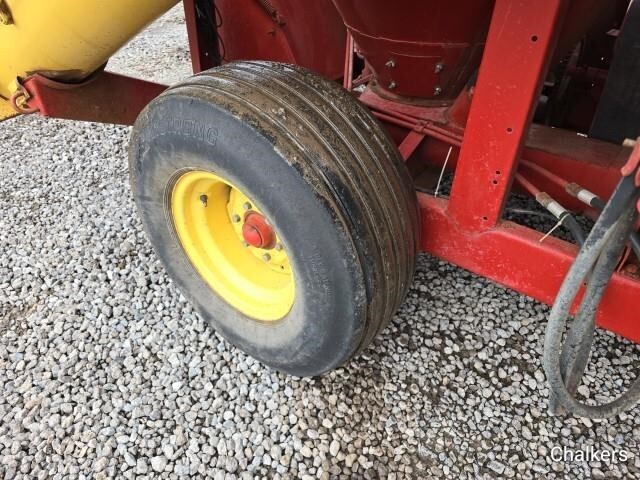  New Holland 355 Grinders and Mixer