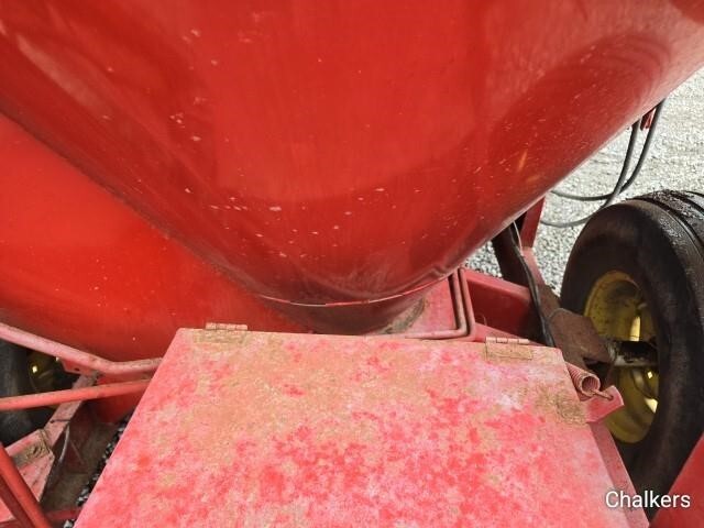  New Holland 355 Grinders and Mixer
