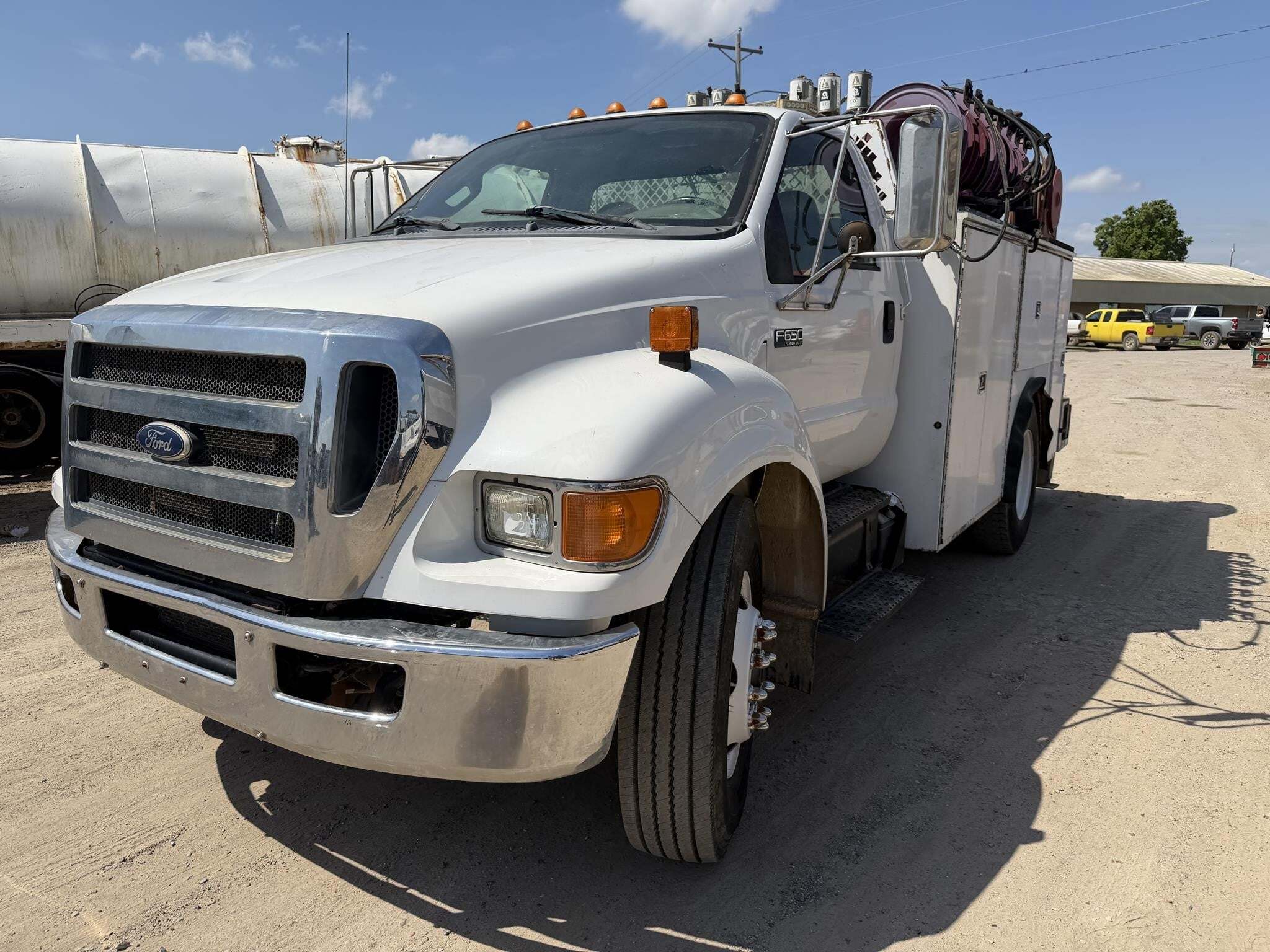 2011 Ford F-650 Pickup