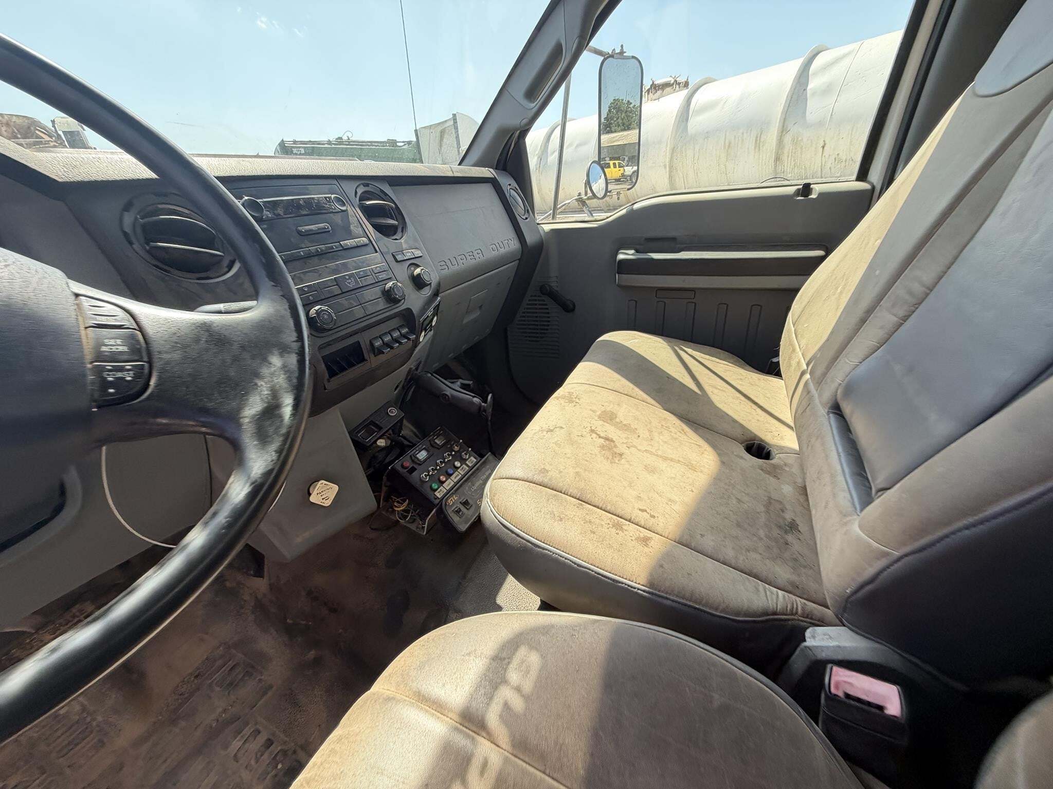 2011 Ford F-650 Pickup