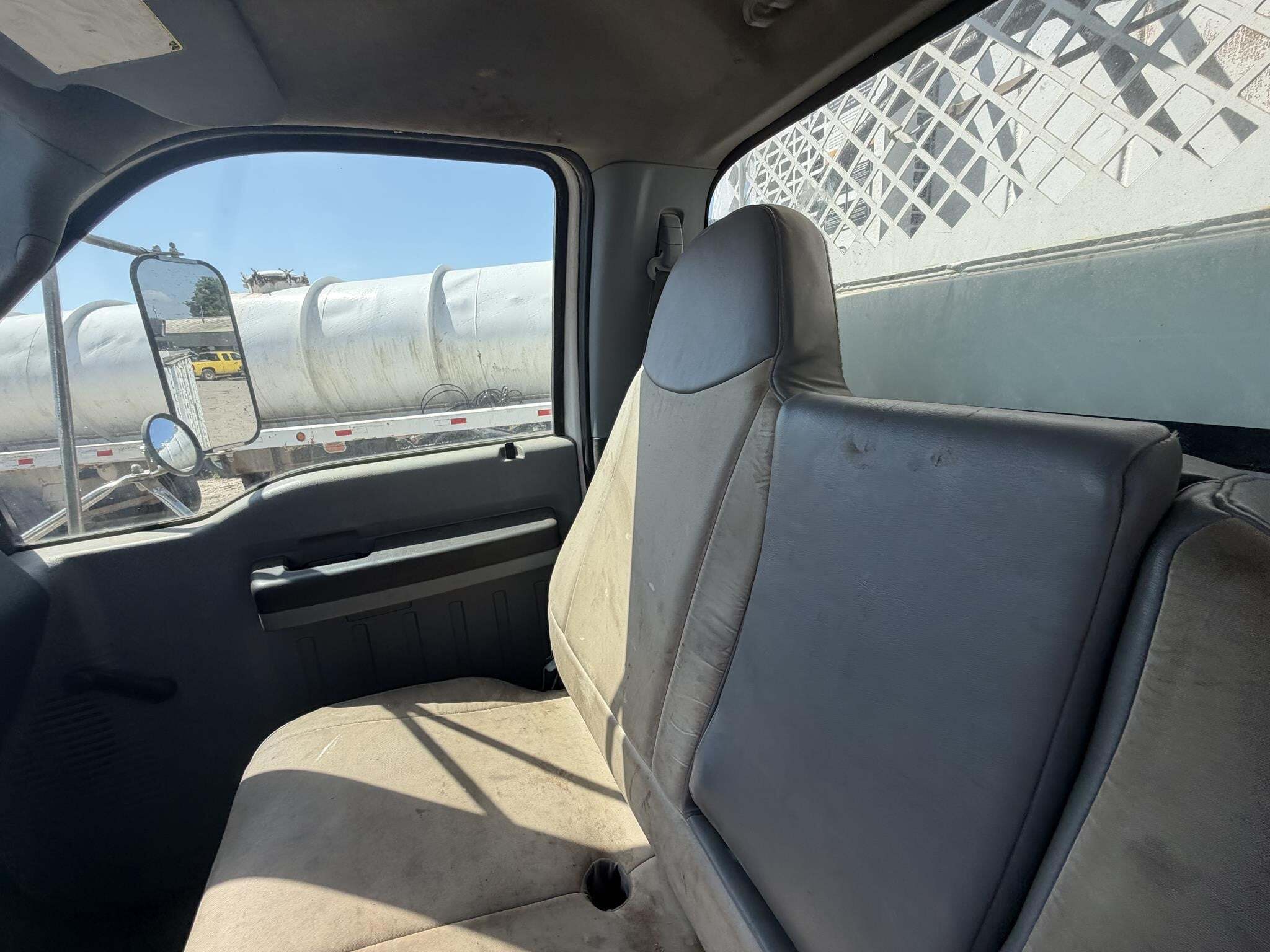 2011 Ford F-650 Pickup