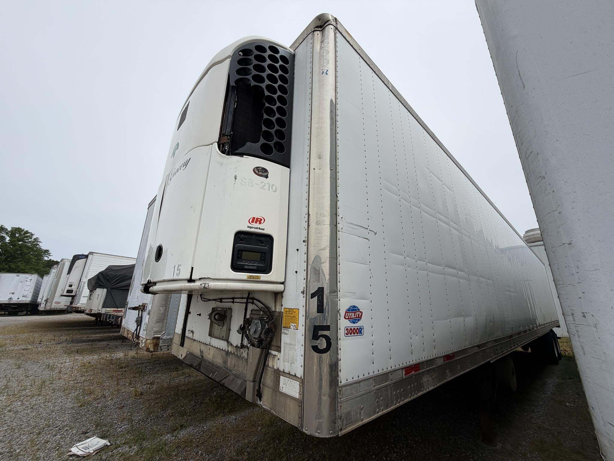 2006 Utility 53 FT REEFER Box Trucks/Trailer