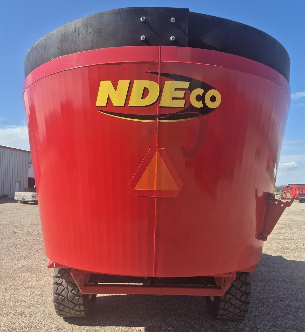 2023 NDE U700D Feed Wagon