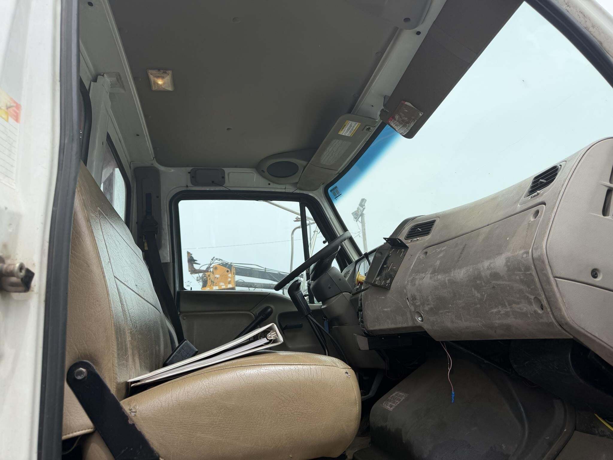 2004 FASSI F230SE Crane
