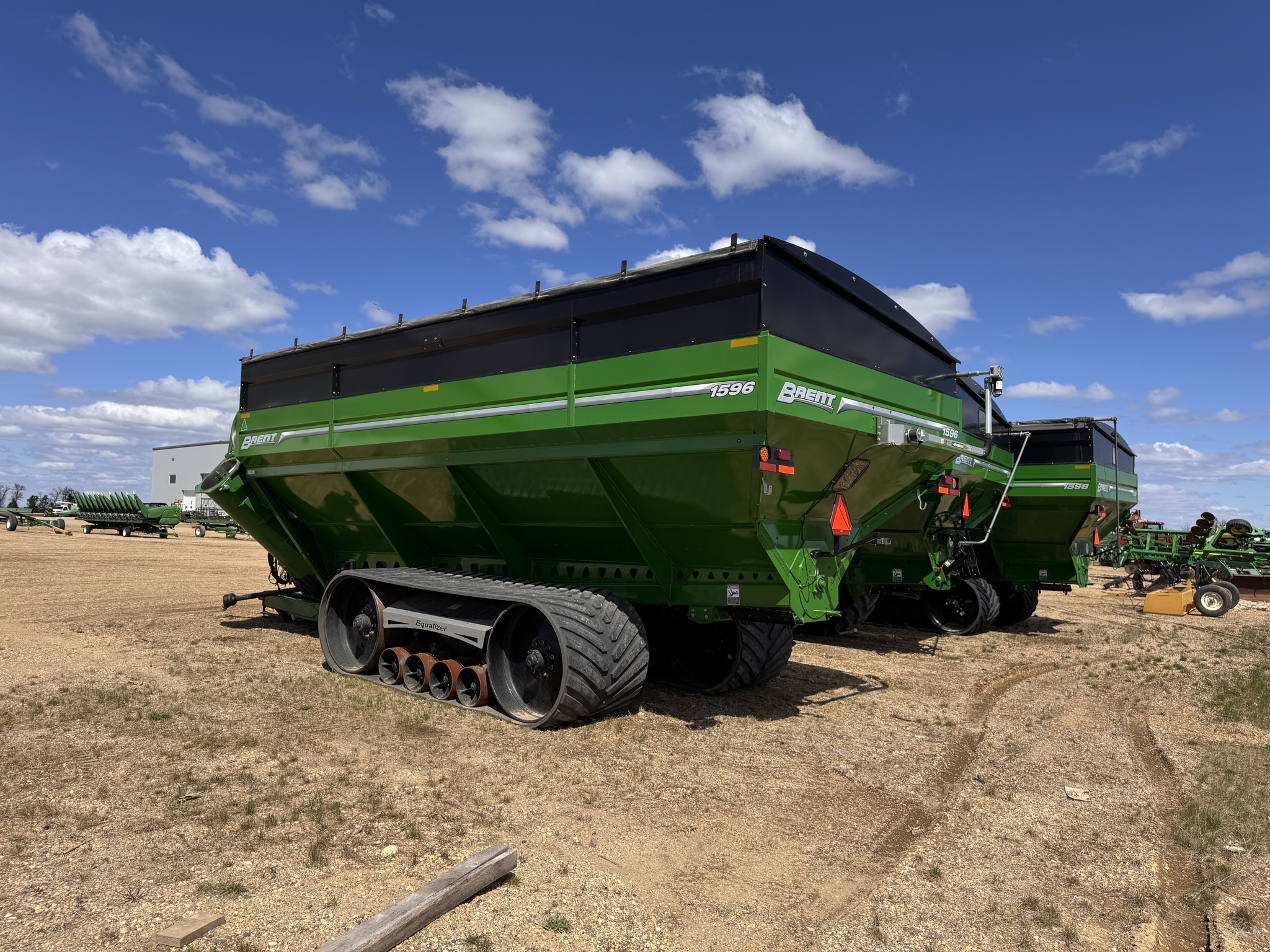 2020 Brent 1596 Grain Cart