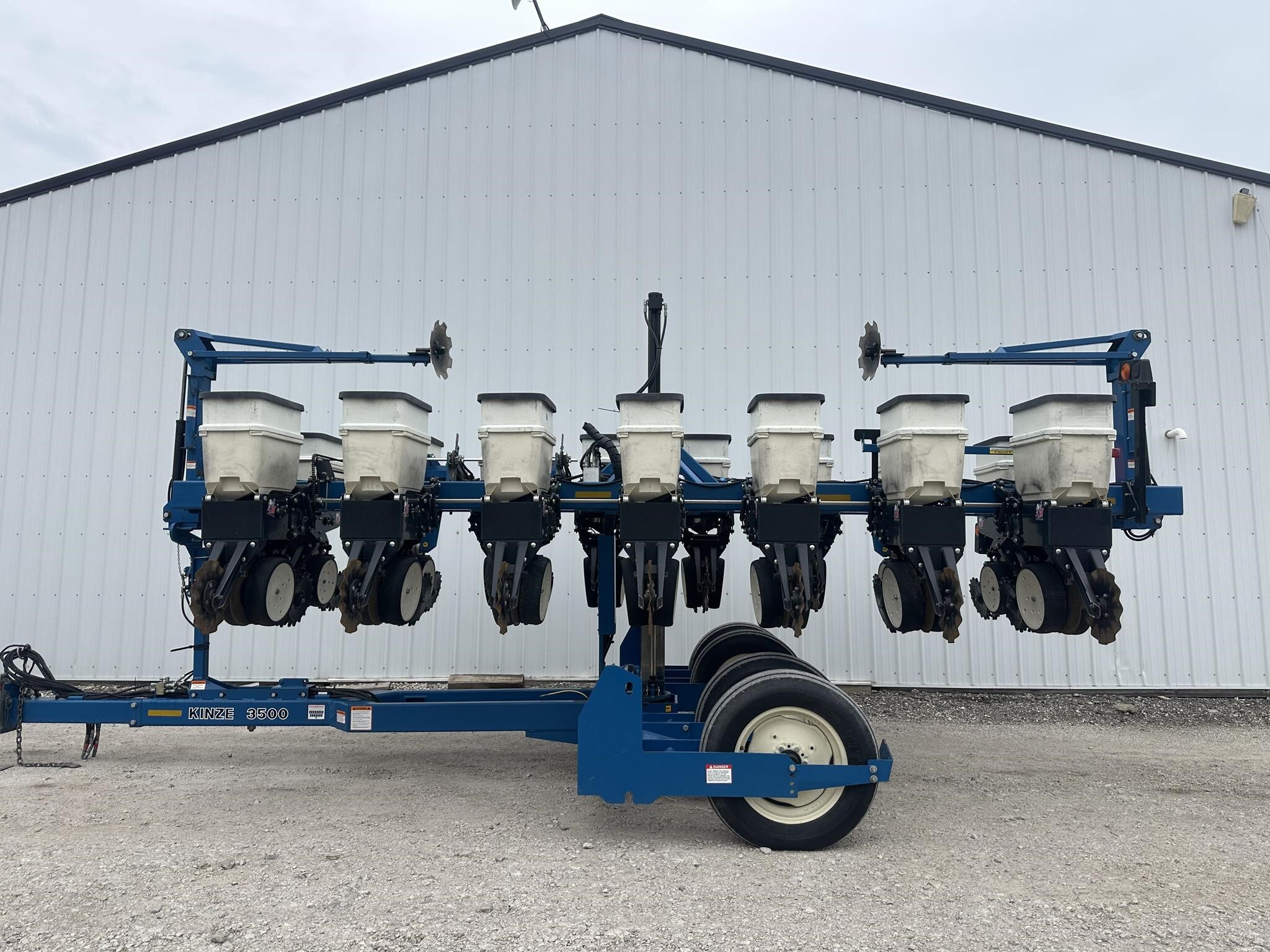 2009 Kinze 3500 Planter