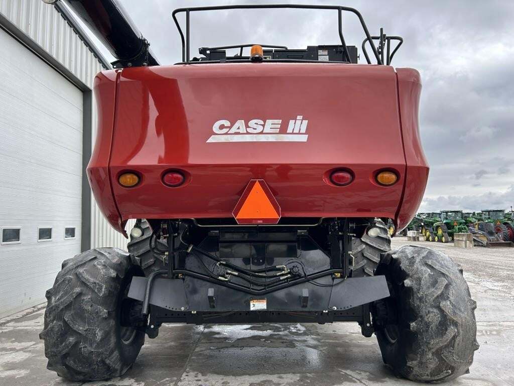 2006 Case IH 8010 Combine
