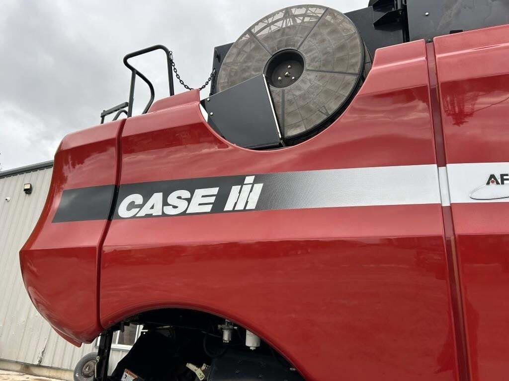 2006 Case IH 8010 Combine