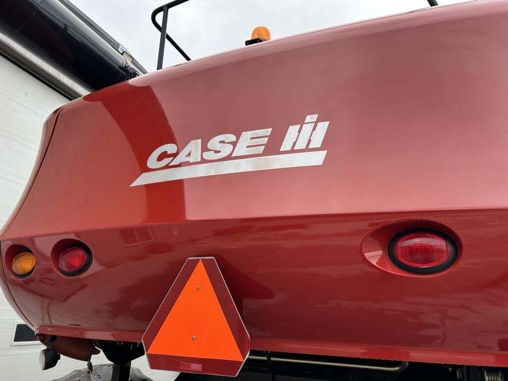 2006 Case IH 8010 Combine