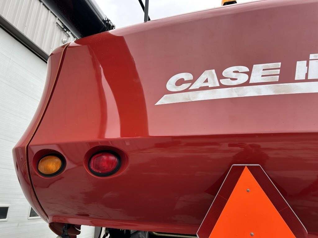 2006 Case IH 8010 Combine