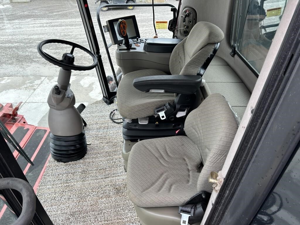 2006 Case IH 8010 Combine