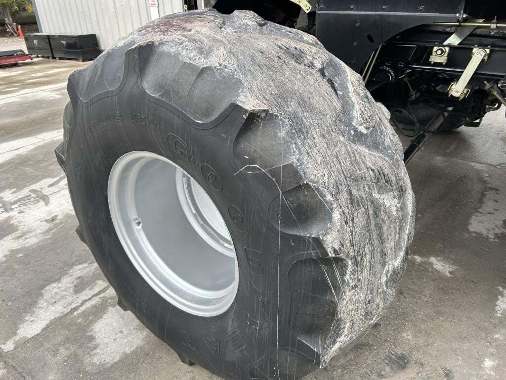 2006 Case IH 8010 Combine