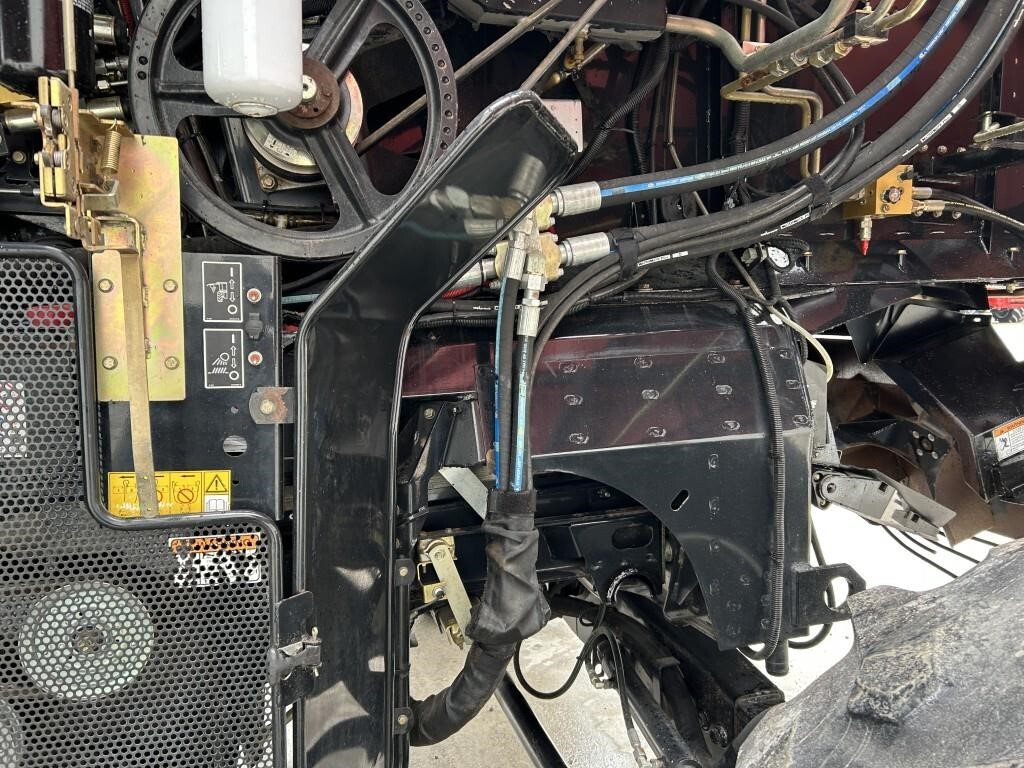 2006 Case IH 8010 Combine