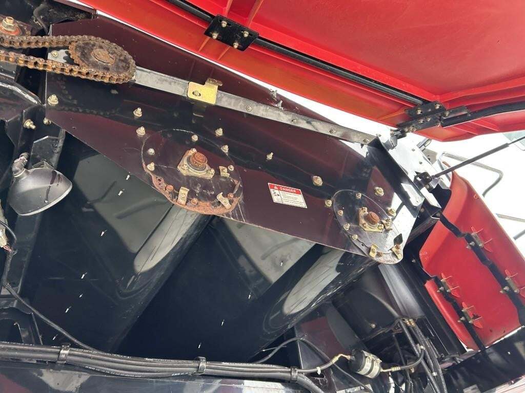 2006 Case IH 8010 Combine
