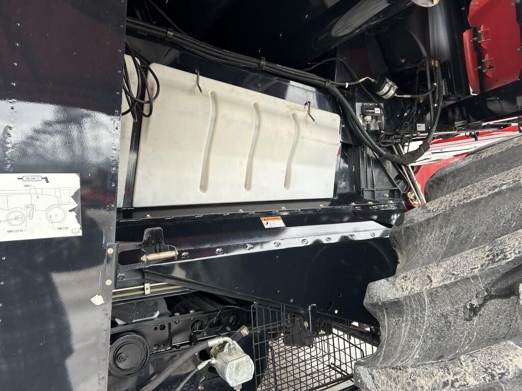 2006 Case IH 8010 Combine