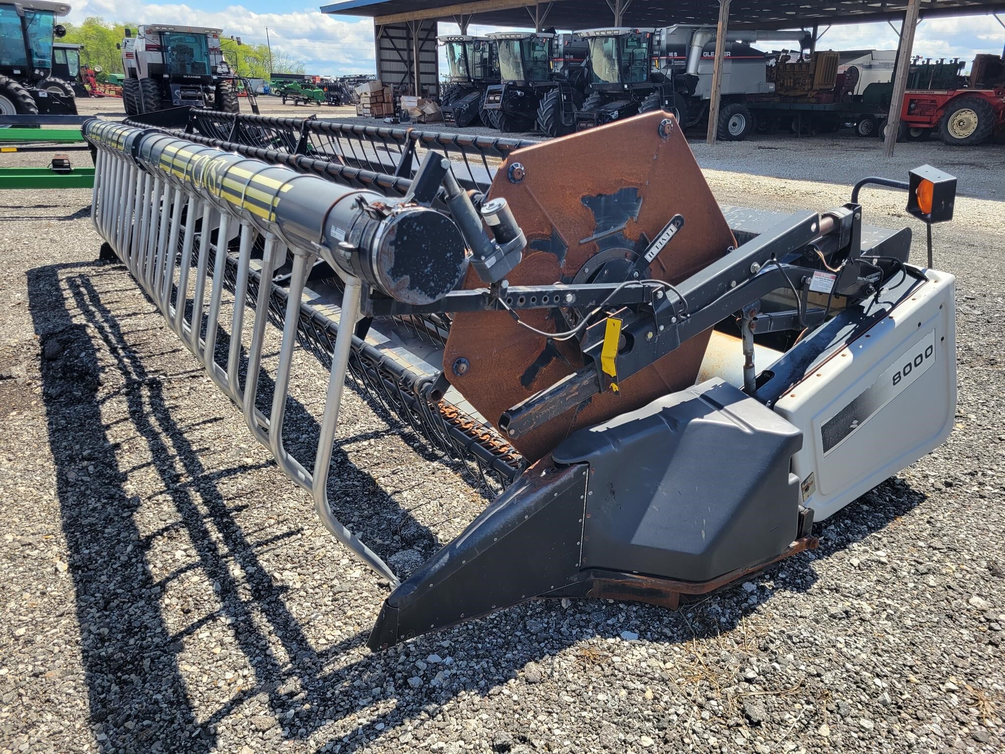 2003 Gleaner 8000 Platform