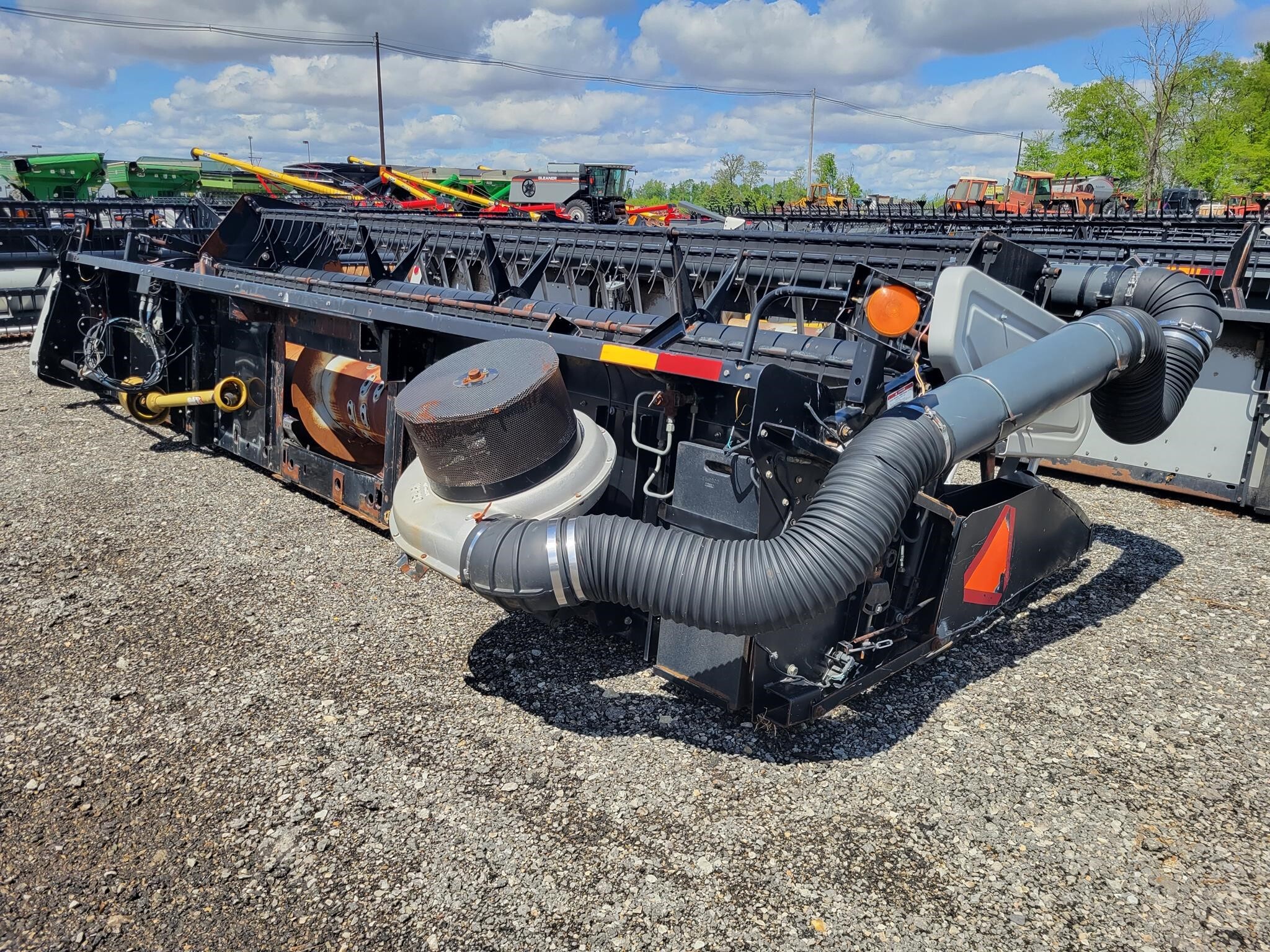 2003 Gleaner 8000 Platform