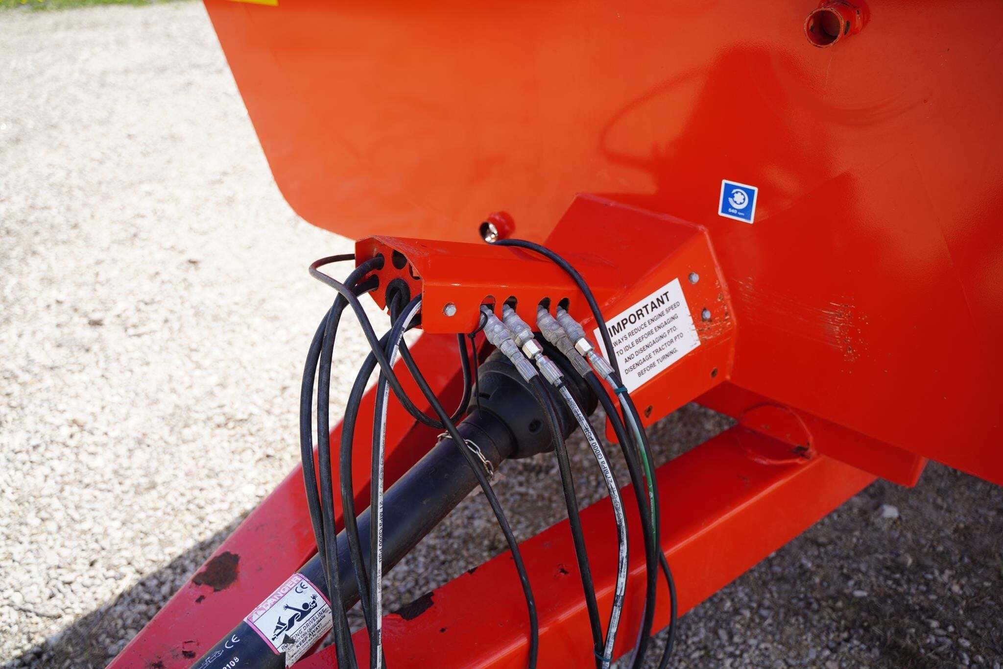 2018 Kuhn Knight RA142 Grinders and Mixer