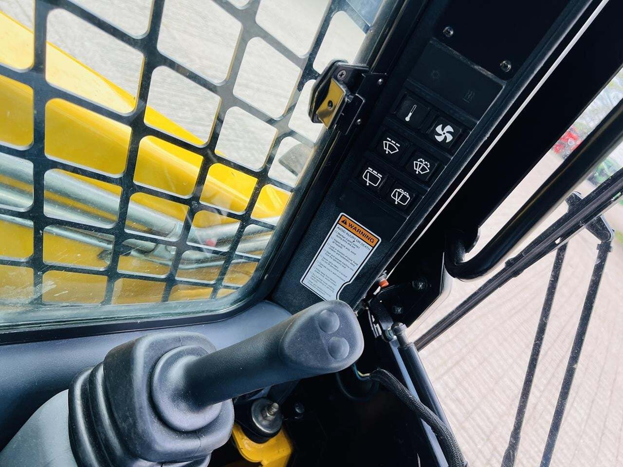 2019 Gehl RT165 Skid Steer