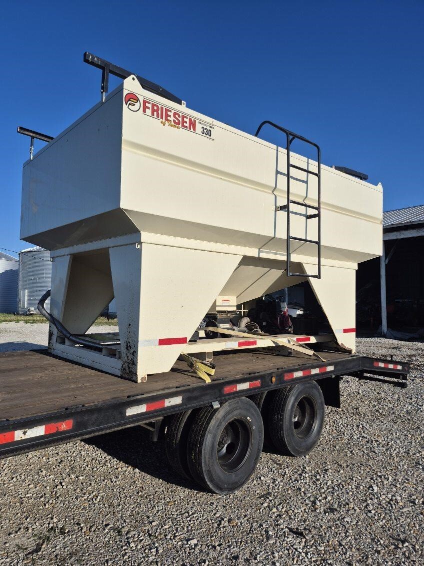 2018 Friesen 330 Seed Tender
