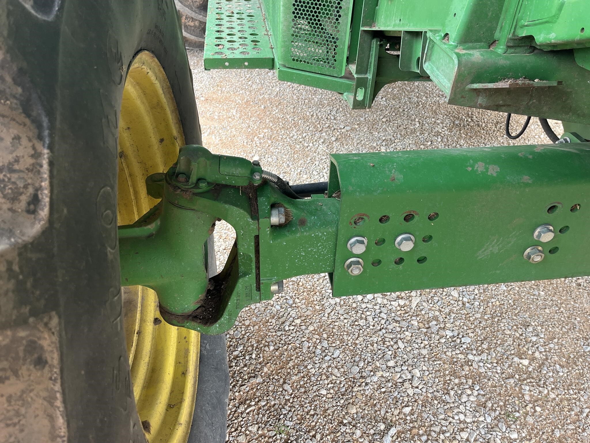 2011 John Deere S670 Combine