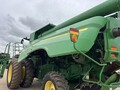 2011 John Deere S670 Combine