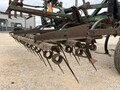  John Deere 1600 Chisel Plow