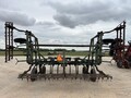  John Deere 1600 Chisel Plow