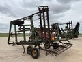  John Deere 1600 Chisel Plow