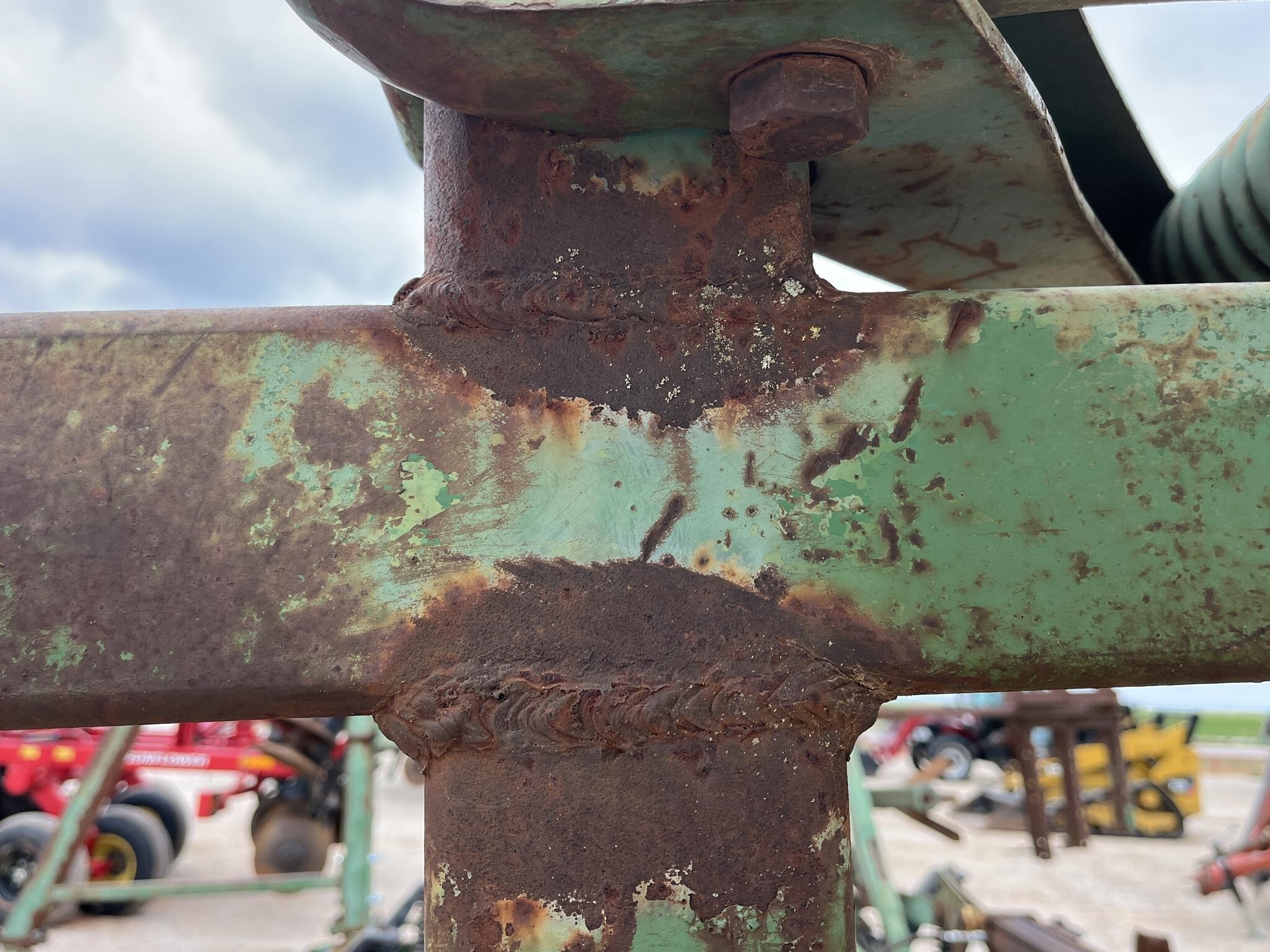  John Deere 1600 Chisel Plow