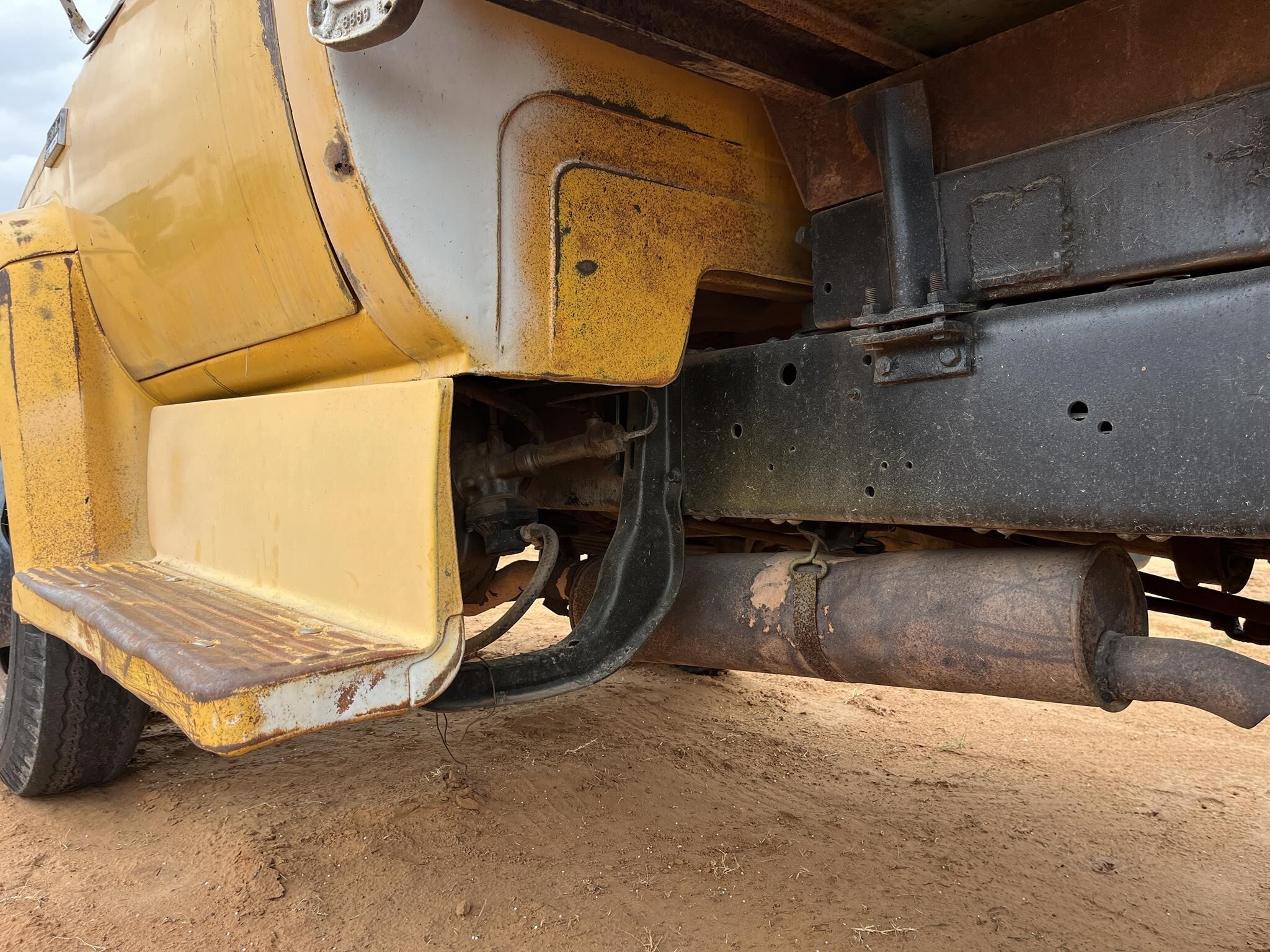 1979 GMC 6000 Semi Trucks/Trailer