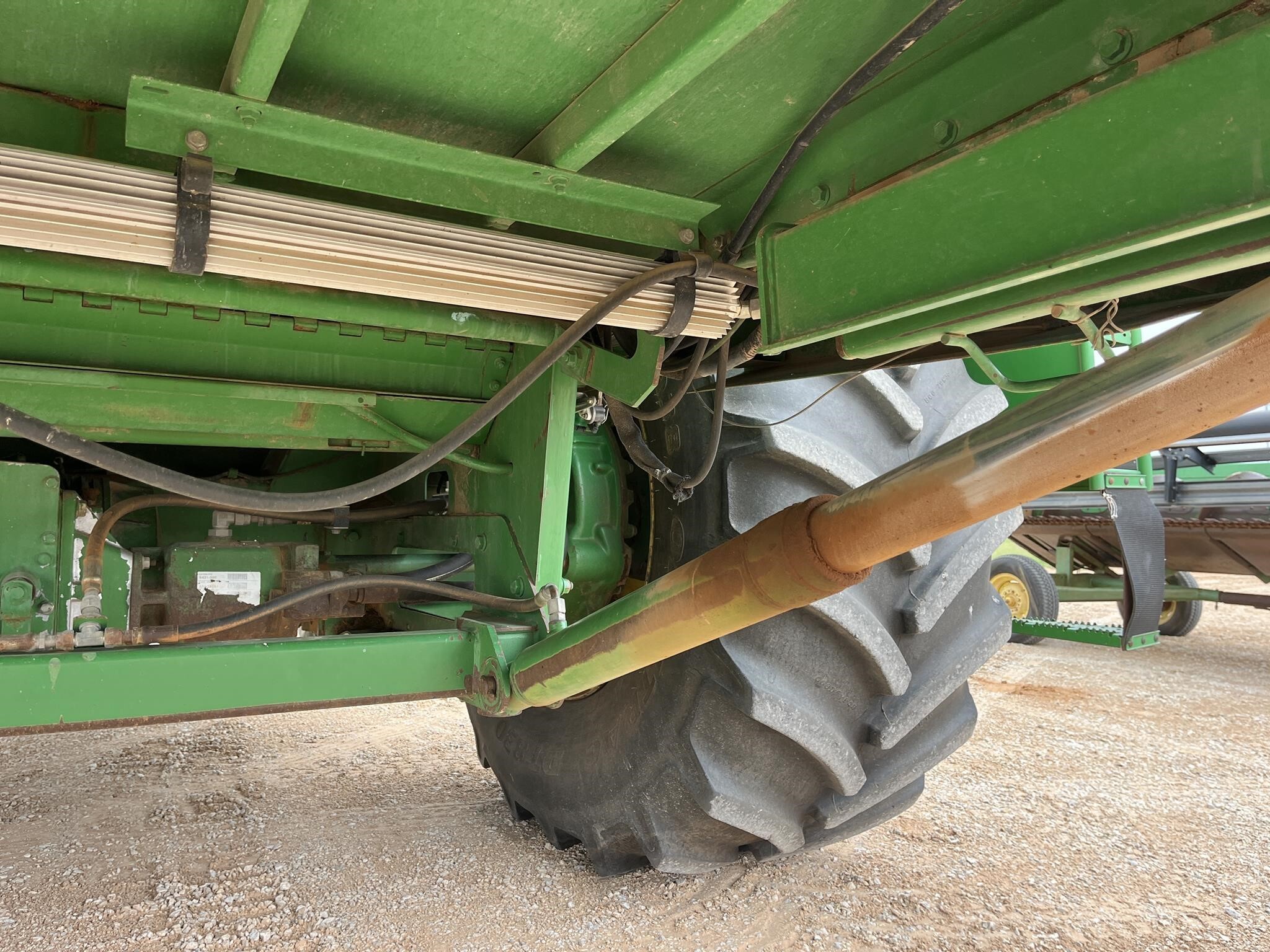 2000 John Deere 9650 STS Combine