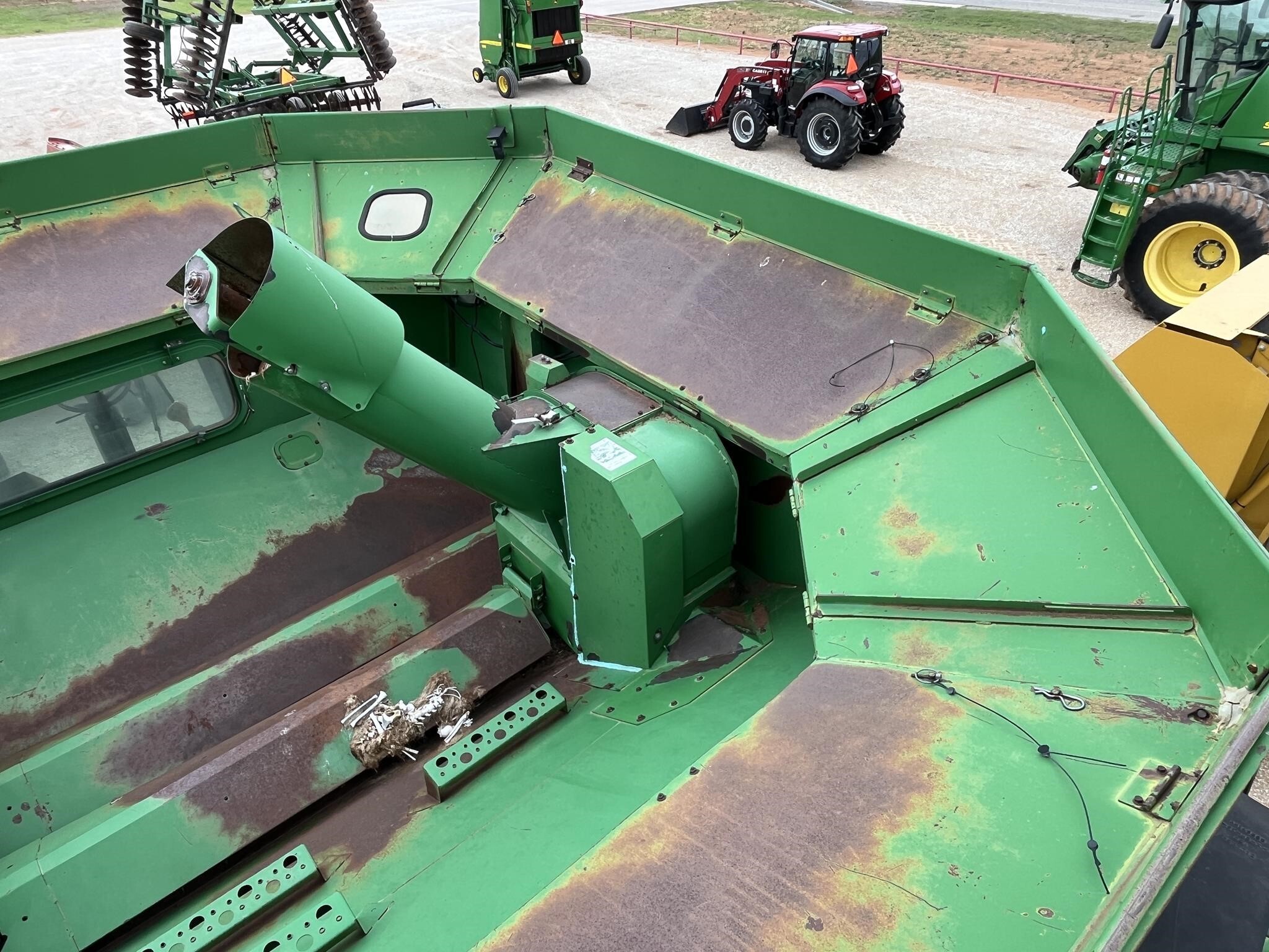 2000 John Deere 9650 STS Combine