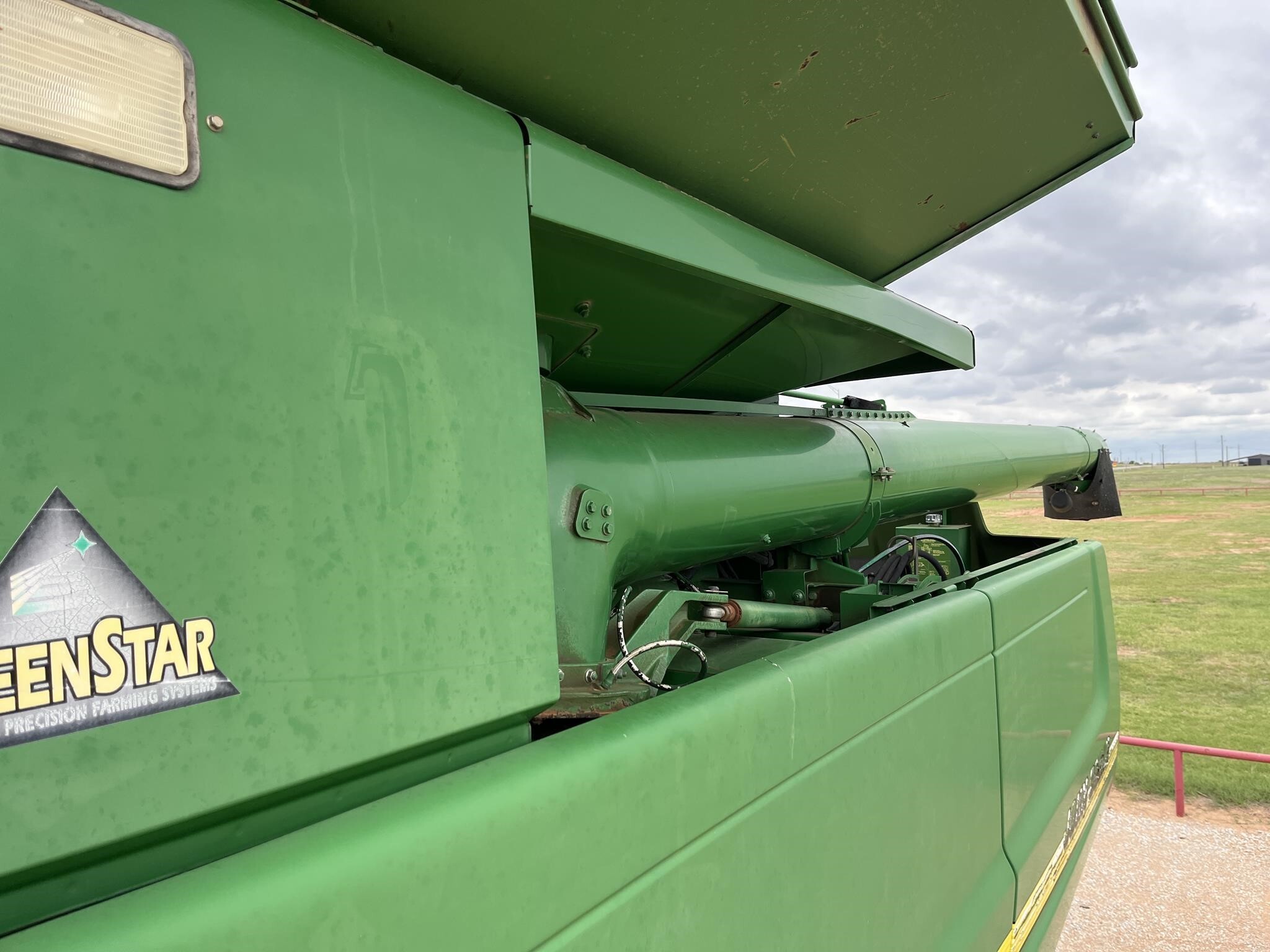 2000 John Deere 9650 STS Combine